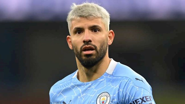 Được hỏi khả năng mua Aguero, HLV Solskjaer phản ứng gay gắt