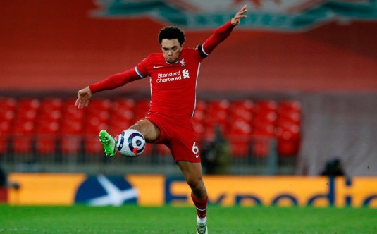 Hậu vệ Trent Alexander-Arnold bị chỉ trích sau trận thua Chelsea hình ảnh