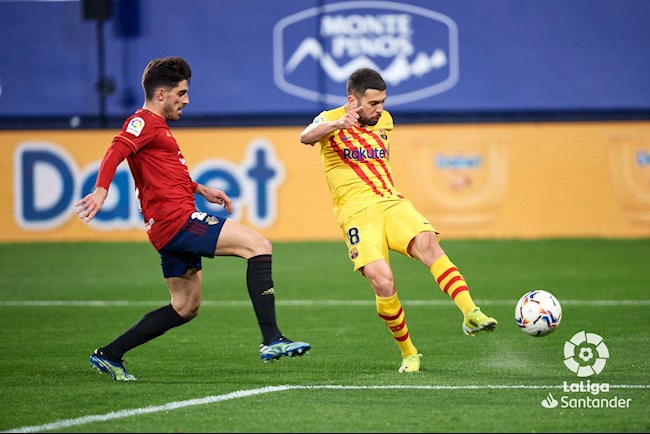 Pha dứt điểm mở tỷ số trận đấu của Jordi Alba