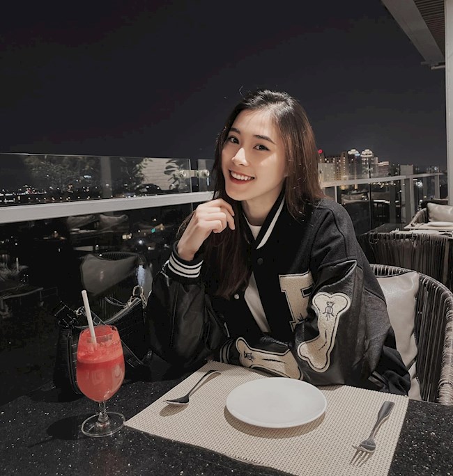 Hoa khôi bóng chuyền Đặng Thu Huyền tiết lộ lý do giải nghệ hình ảnh