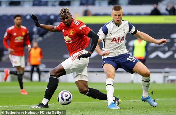 Tiền vệ Paul Pogba cũng có trận đấu xuất sắc