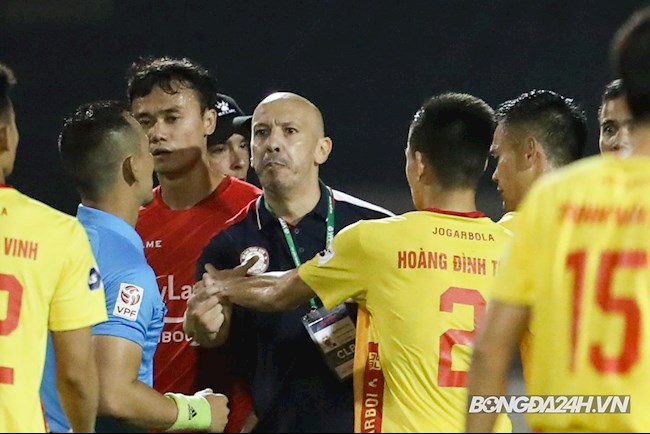 trợ lý HLV TP Hồ Chí Minh Pena Viegas Luis Filipe Thanh Hóa vs Hồ Chí Minh