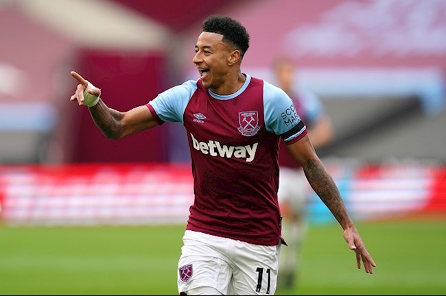 Jesse Lingard cân bằng thành tích của Mikel Arteta và Robin van Persie