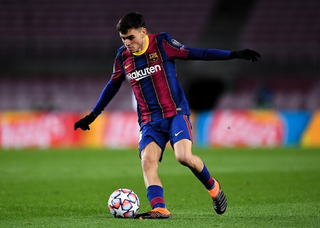 Liverpool quan tâm Pedri