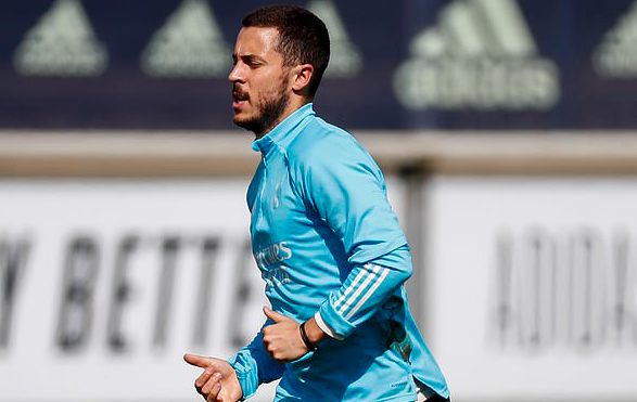 Eden Hazard lỡ trận lượt về trước Liverpool