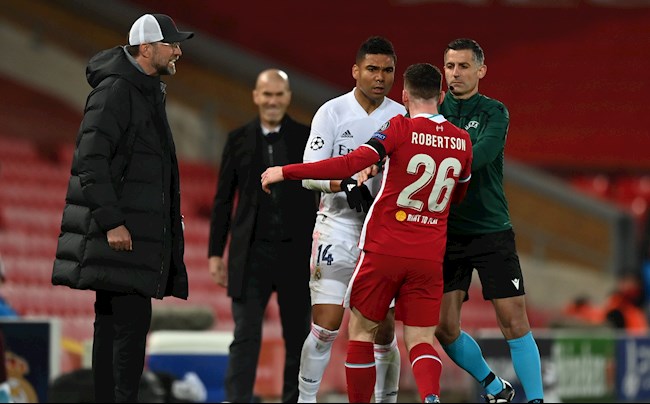 Zidane cười tươi rói khi học trò trả thù cho đồng đội