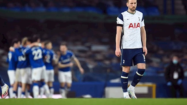 Tottenham để Everton cầm hòa 2-2