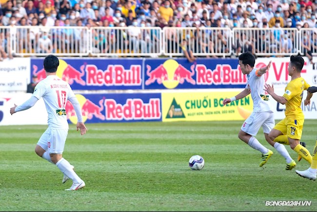 Lương Xuân Trường ghi bàn HAGL vs Hà Nội 18/4