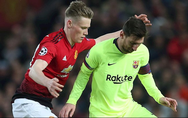 VIDEO: McTominay kể về cú thúc cùi chỏ vào Messi và chuyện xin áo thần tượng