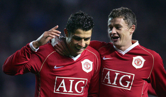 Ronaldo và Solskjaer khi còn là đồng đội ở MU