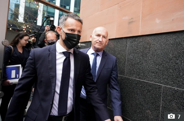 Ryan Giggs có mặt tại tòa án vào ngày 28/4