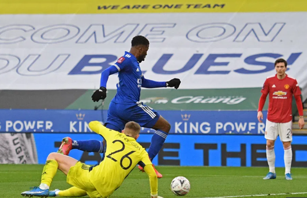 Kelechi Iheanacho gia hạn hợp đồng với Leicester