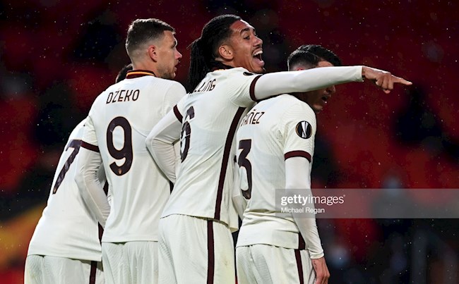 Smalling và màn chạm trán với United