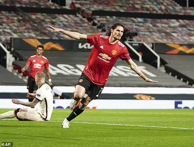 HLV Solskjaer muốn tiền đạo Cavani ở lại MU sau mùa này hình ảnh