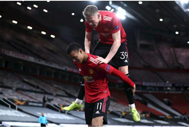 Mason Greenwood ấn định tỷ số 6-2 cho đội chủ nhà Mason Greenwood ấn định tỷ số 6-2 cho đội chủ nhà