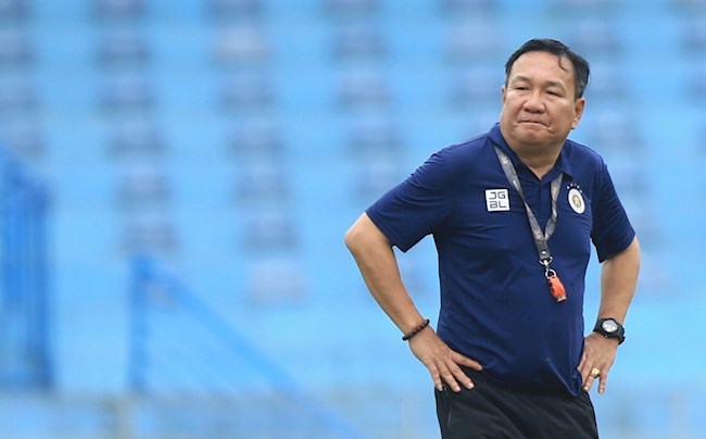 HLV Hoàng Văn Phúc CLB Hà Nội