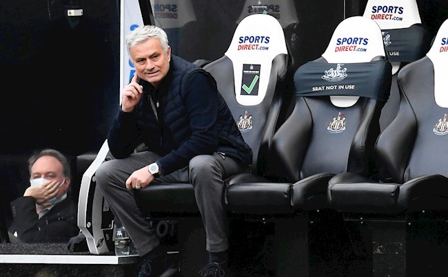 Mourinho lại phát biểu khó nghe sau trận hoà Newcastle