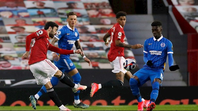 Bruno Fernandes bất lực trong hiệp 1 Bruno Fernandes bất lực trong hiệp 1