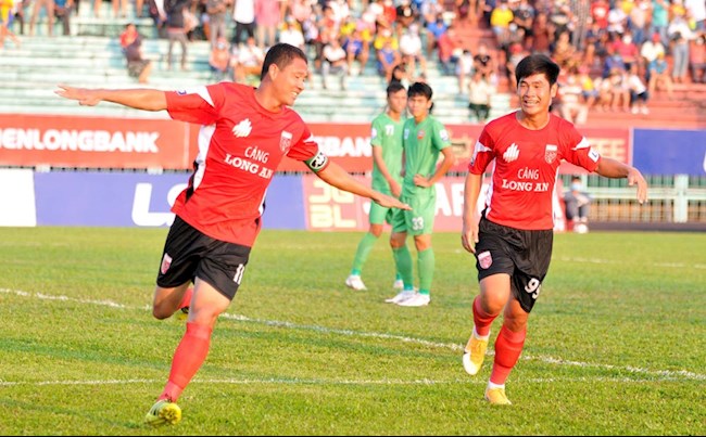 Tiền đạo Anh Đức tiếp tục ghi bàn ở giải hạng Nhất Quốc gia