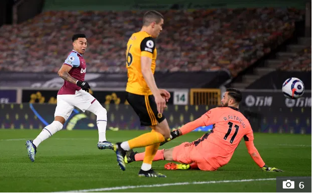Lingard tỏa sáng trước Wolves