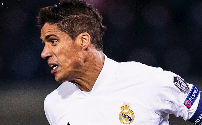 Varane nhiễm Covid-19, Real mất nguyên cặp trung vệ khủng trước đại chiến Liverpool