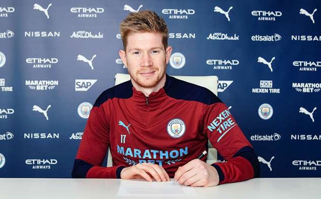 CHÍNH THỨC: Man City trói chân thành công vua kiến tạo De Bruyne