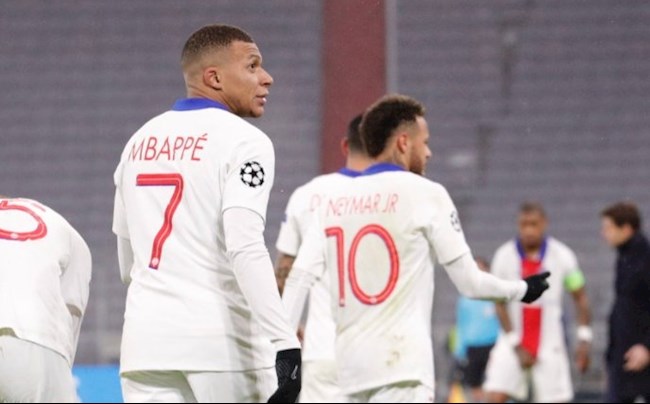 Neymar-Mbappe khiến cả Bayern và… PSG sợ hãi