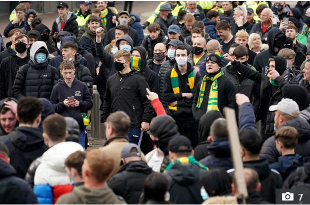 Solskjaer làm dịu lòng fan Quỷ đỏ
