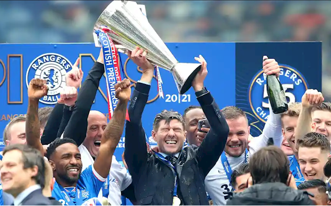 Rangers của HLV Gerrard vô địch Scotland với kỳ tích bất bại hình ảnh