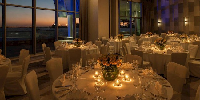 Khách sạn Crowne Plaza Dubai Festival City