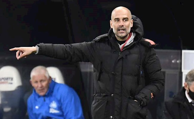 Guardiola bóng gió đại tu đội hình Man City hè này
