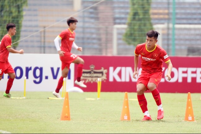 Viettel cho rằng việc Hữu Thắng bị loại khỏi U22 Việt Nam là liên quan tới thể lực Viettel cho rằng việc Hữu Thắng bị loại khỏi U22 Việt Nam là liên quan tới thể lực