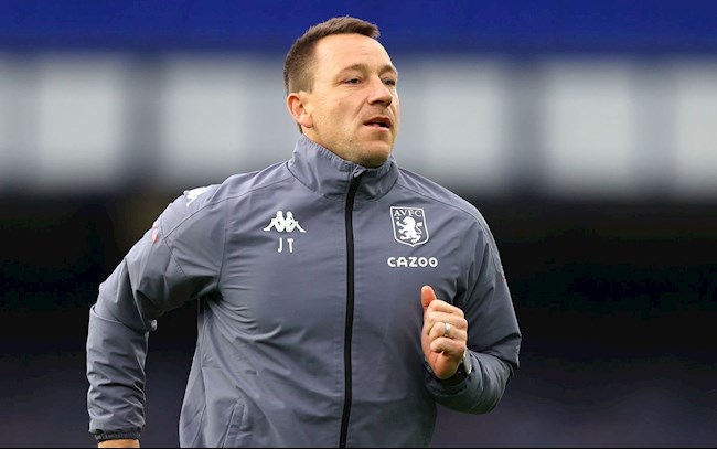 John Terry: Rót nước, pha trà và không ngừng học hỏi