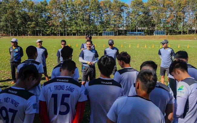 CLB HAGL trở lại hội quân dù thiếu vắng nửa đội hình