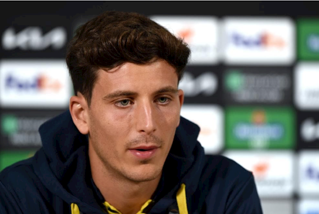 HLV Unai Emery và các cầu thủ Villarreal trả lời phỏng vấn trước trận