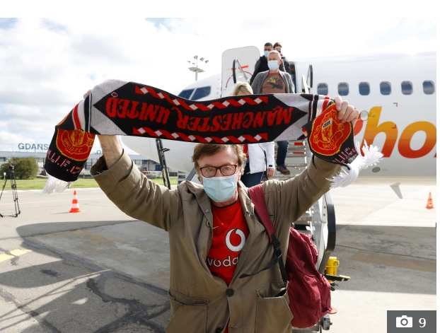 CĐV tới Ba Lan cổ vũ cho MU CĐV tới Ba Lan cổ vũ cho MU