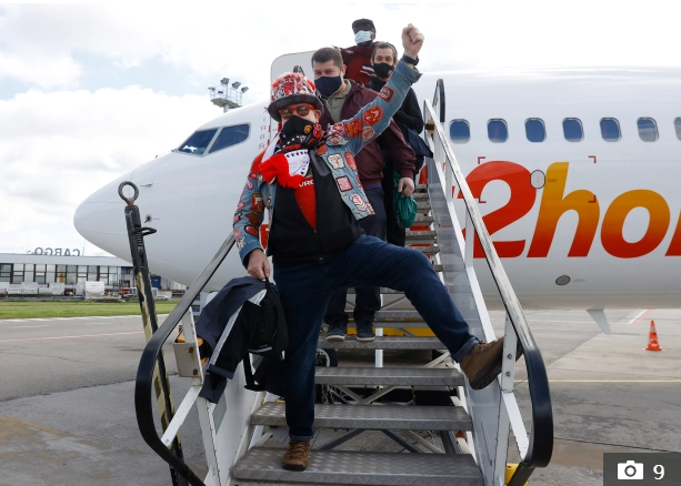 CĐV tới Ba Lan cổ vũ cho MU CĐV tới Ba Lan cổ vũ cho MU