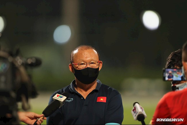 HLV Park Hang Seo nói không với truyền thông trong trận đấu với Jordan