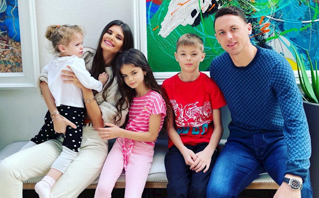 Sao MU nghỉ dưỡng gần nơi đóng quân của ĐT Việt Nam