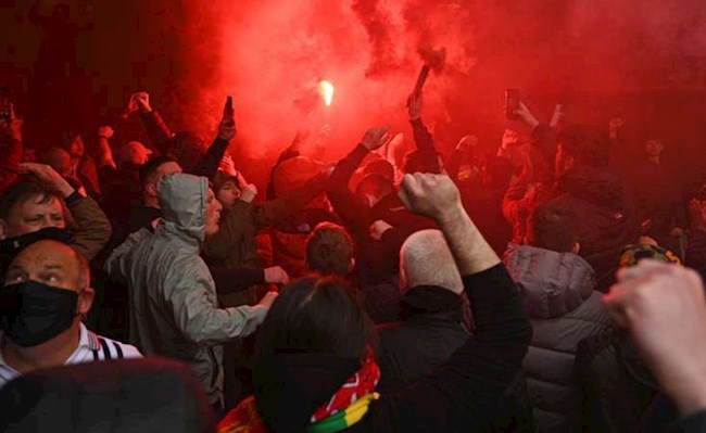 CDV MU lam loan CDV MU lam loan