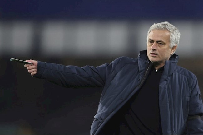 Chưa chính thức tiếp quản Roma, Mourinho đã mang tới lợi nhuận siêu khủng