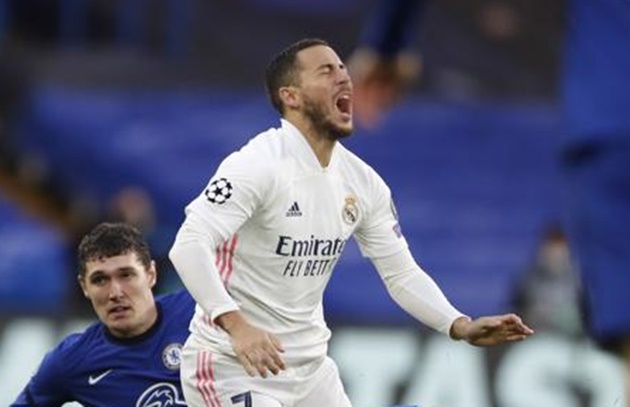 HLV Zidane bảo vệ Eden Hazard