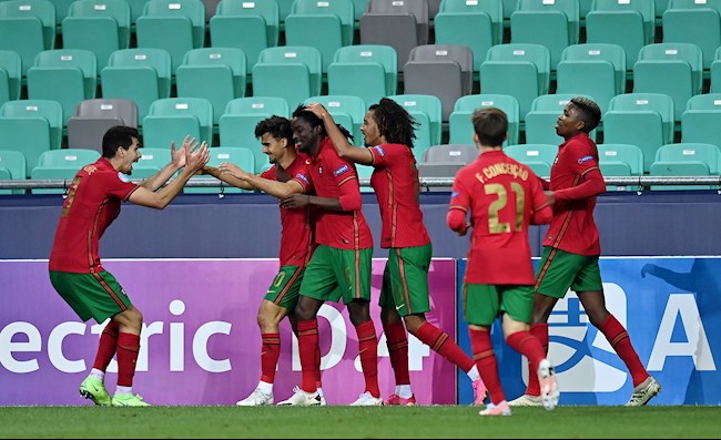 U21 Bồ Đào Nha giải quyết trận đấu trong hiệp phụ