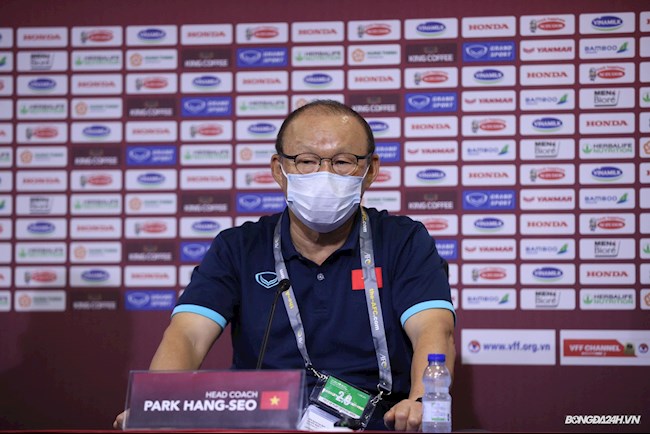HLV Park Hang Seo muốn ĐT Việt Nam chơi lạnh lùng trước Malaysia