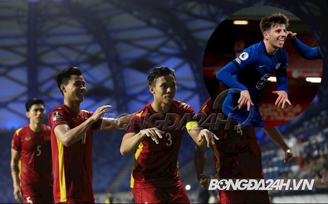 Quế Ngọc Hải ăn mừng