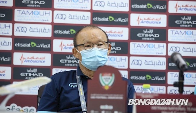 HLV Park Hang Seo muốn các học trò chơi hết mình trước UAE HLV Park Hang Seo muốn các học trò chơi hết mình trước UAE