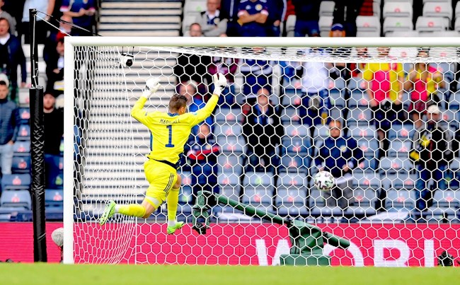Thủ môn David Marshall Scotland vs Séc
