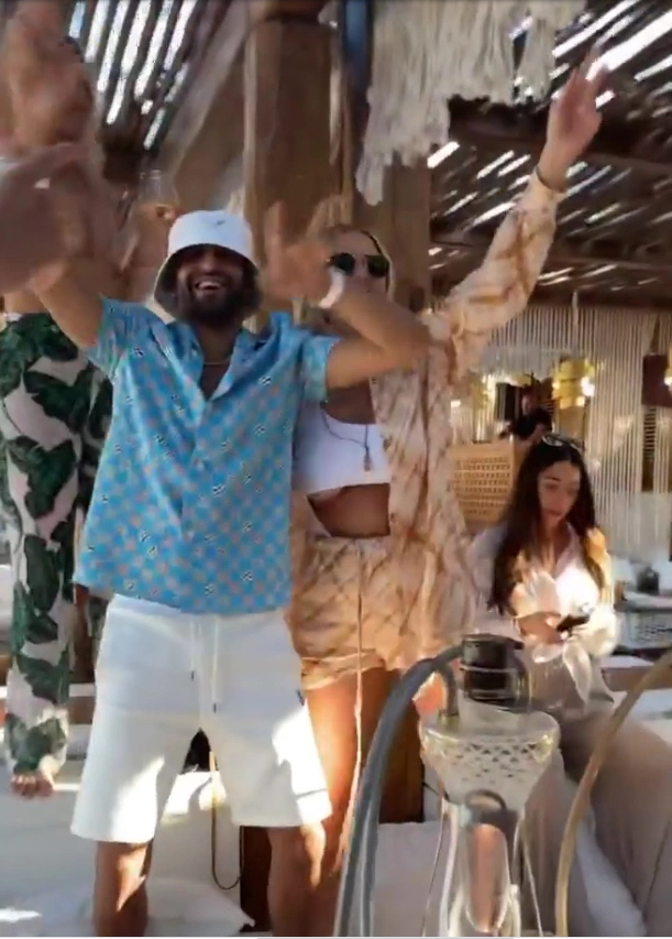 Mahrez và Haaland quẩy tưng bừng ở Hy Lạp