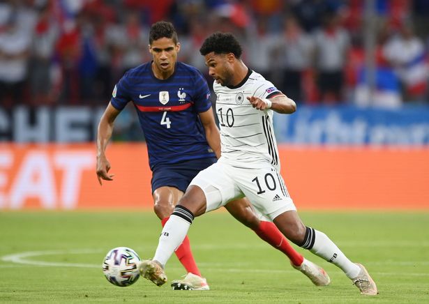 Raphael Varane chơi ấn tượng trước Đức