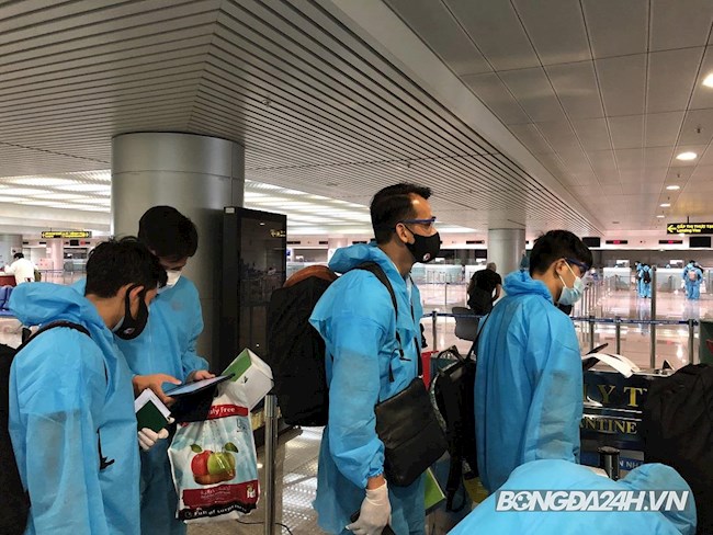 ĐT Việt Nam đã xuống sân bay